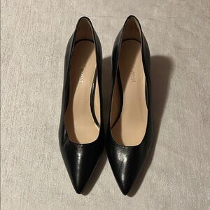 Nine West Black Pointed Toe Heels